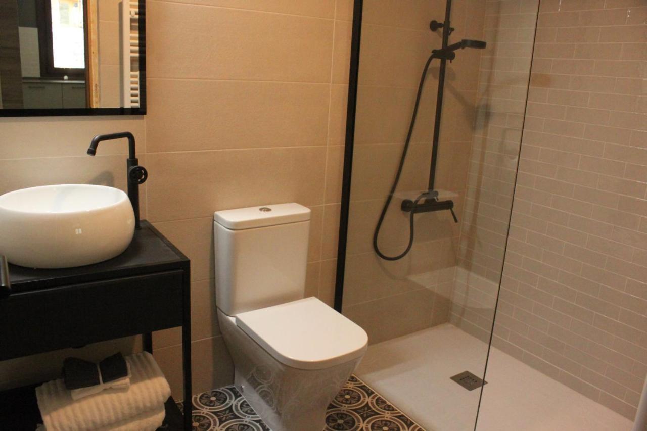 Casa La Era Apartment Sahun Bagian luar foto