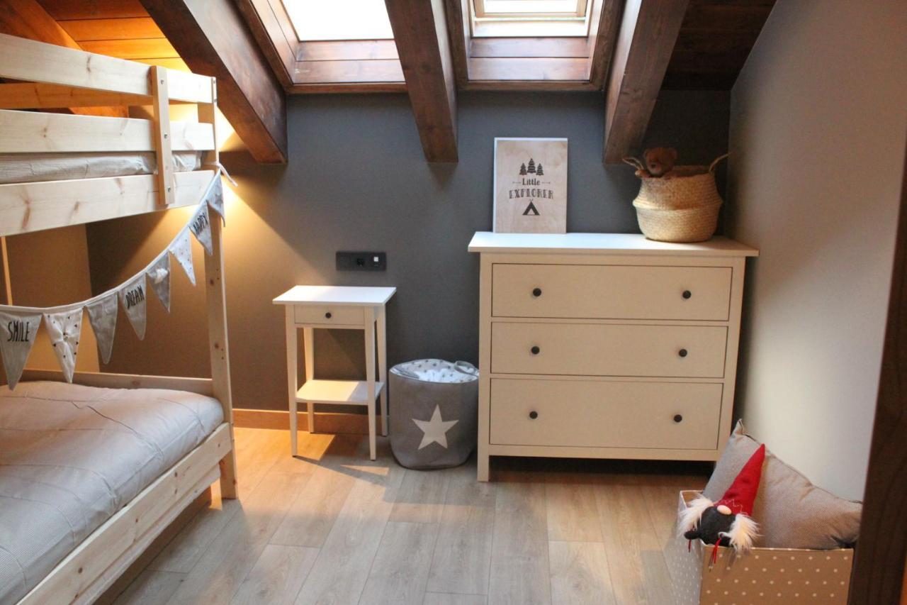 Casa La Era Apartment Sahun Bagian luar foto